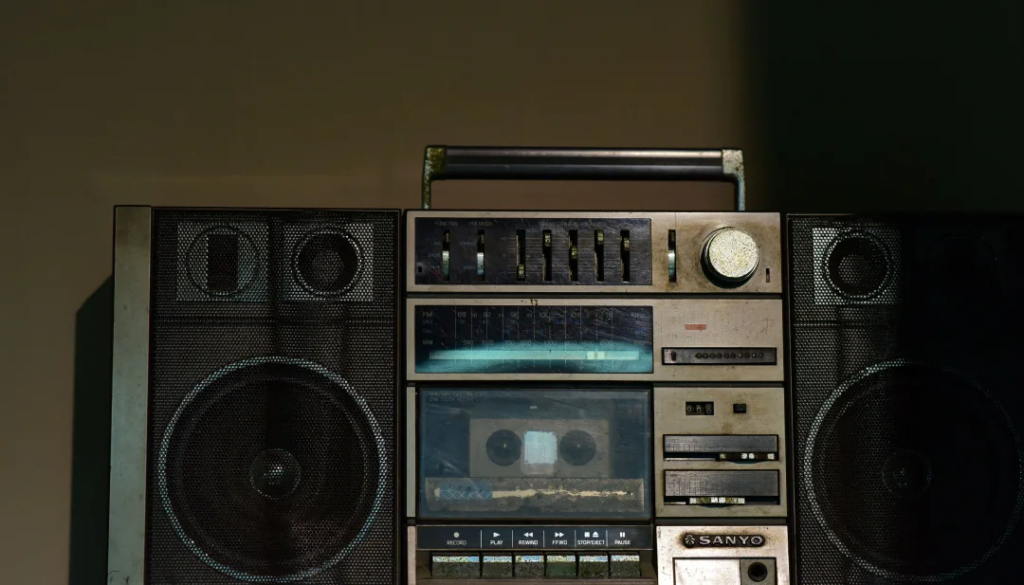 App de Música Vintage: Anos 70, 80 e 90